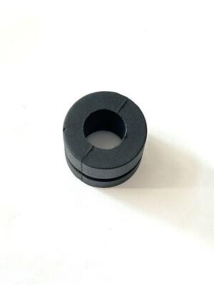 FKM65K Gummi-Bushing. Geformte Gummi-Teile.